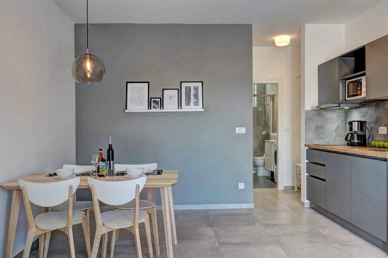 Apartman D Pula Extérieur photo