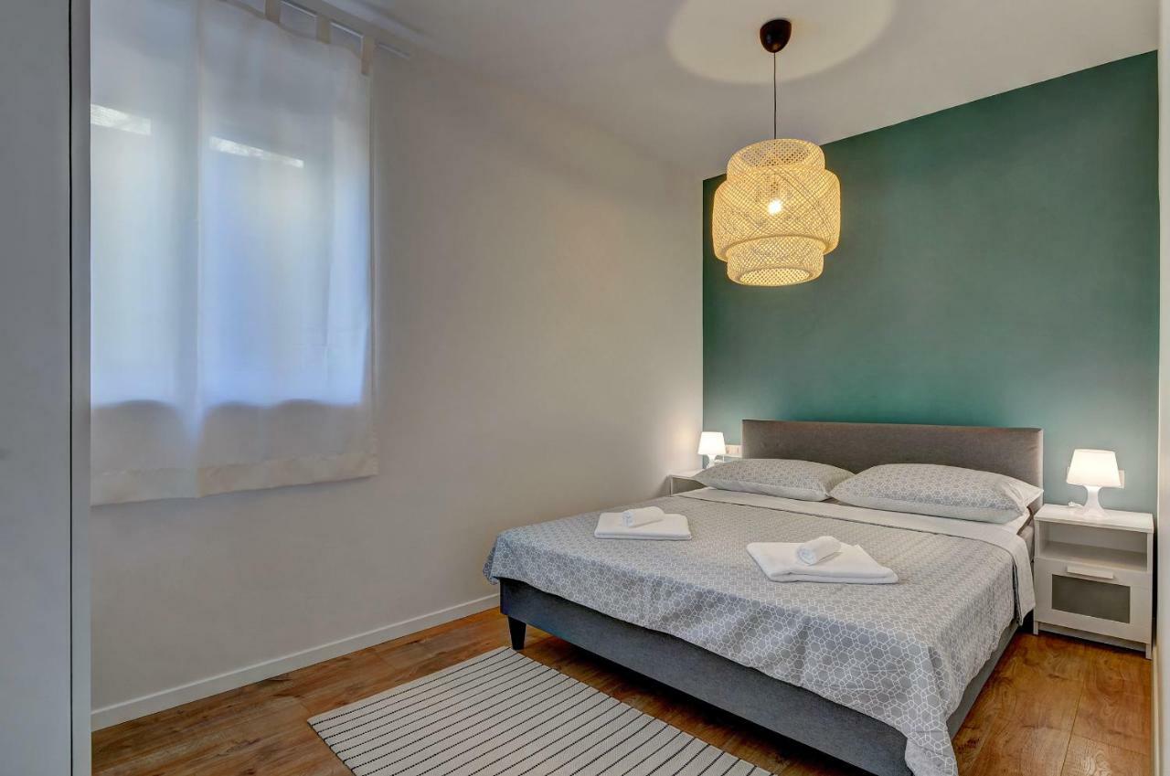 Apartman D Pula Extérieur photo